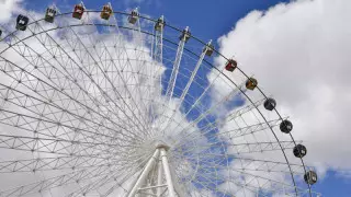 В Центральном парке Алматы вводят бесплатное катание на аттракционах для детей категории СУСН