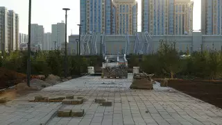 Как аким Астаны обещает реанимировать аллею "Мынжылдык"