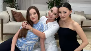 "Появился еще один человек": Баян Максаткызы стала дважды бабушкой