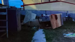 2-летняя девочка погибла, упав в уличный туалет в Уральске