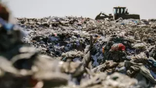 Десятки незаконных свалок нашли в области Жетысу. Акимов наказали