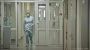 Укус ядовитой змеи: костанайские врачи борются за жизнь девочки