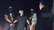 100 тысяч долларов: житель Шымкента шантажировал друга интимным фото