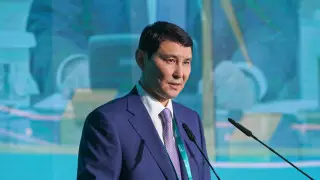 "Мы никого не кошмарим": Жамаубаева снова спросили об обязательной декларации