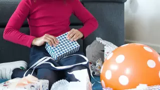 Казахстанцев попросили не снимать детей, которым помогают