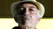 Скончался звезда сериалов "Во все тяжкие" и "Лучше звоните Солу"