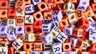 Кто приручит удачу, а кто попадет в любовный треугольник. Гороскоп на 7 августа