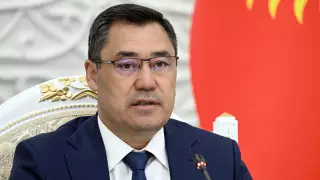 Это давление. Президент Кыргызстана ответил американскому сенатору