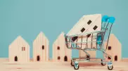 Скупают "однушки". Астана обошла Алматы по продажам квартир