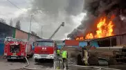 Крупный пожар в районе барахолки в Алматы потушен