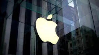 Намеренно замедляли, чтобы купили новые: Apple заплатит владельцам старых айфонов компенсацию