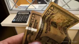 "Нет паники, как раньше". Что происходит в казахстанских обменниках