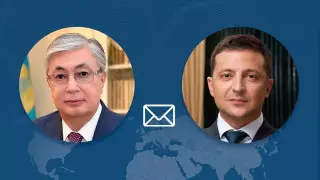 Токаев поздравил Зеленского