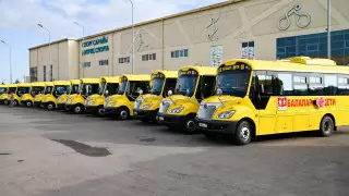 29 современных автобусов получили сельские школы СКО