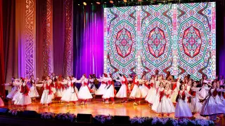 Концерт звезд культуры и искусства Таджикистана прошел в Шымкенте