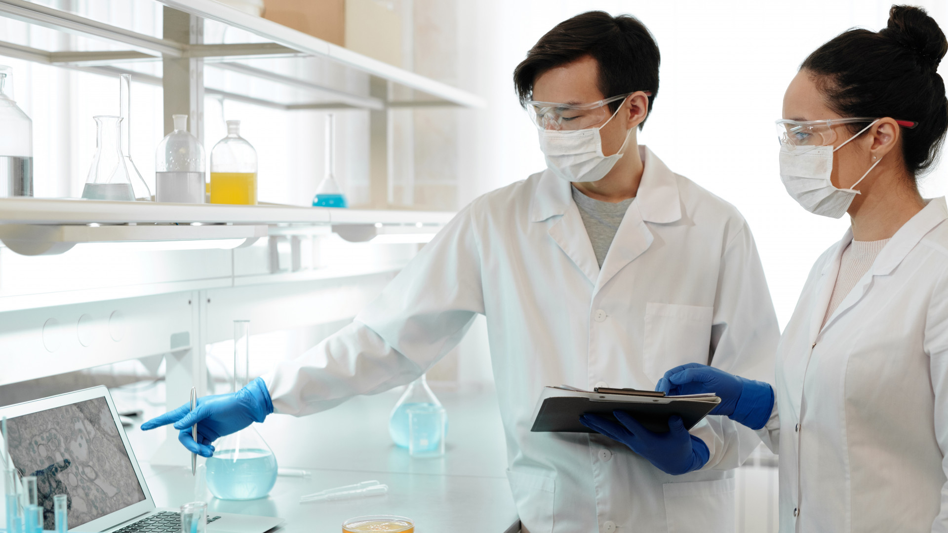 Стало известно, сколько ученых потерял Казахстан за 10 лет