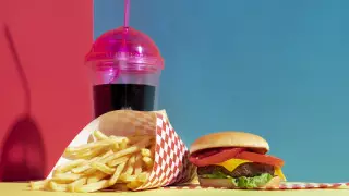 Подросток попал в больницу из-за энергетиков в Алматы