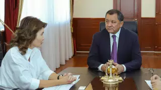 Глава Halyk встретилась с акимом Мангистауской области Нурланом Ногаевым