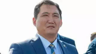 "Хотят получить лакомые куски". Депутат Базарбек заявил об угрозах в свой адрес