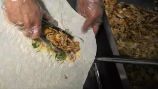 Рассылку о смертельном отравлении шаурмой в пабликах Караганды прокомментировали в Минздраве