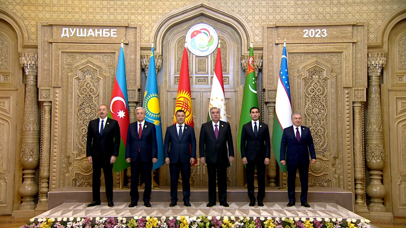 Кадры из видео