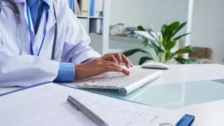 Как прикрепиться к другой поликлинике в Казахстане: инструкция