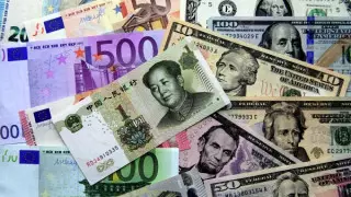 Курс доллара вырос еще на 2 тенге