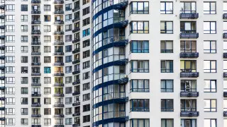 Как новый министр строительства решил бороться с человейниками