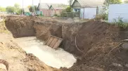 Обрушение канализационного коллектора: 2 недели в Костанае не могут устранить аварию