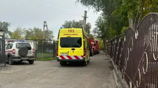 "Боялись, что малыши задохнутся": больше 100 детей эвакуировали из детсада в Шахтинске