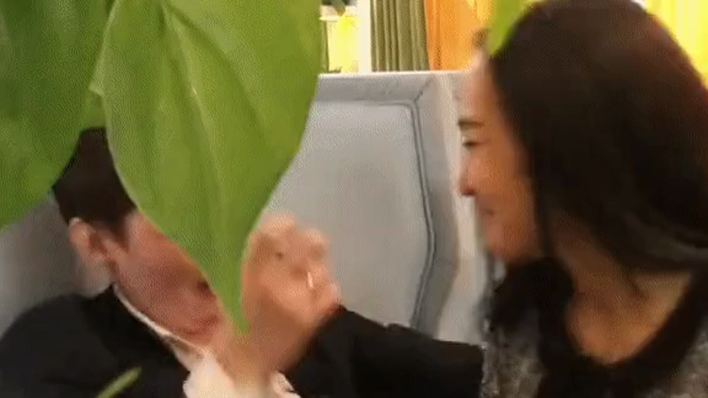 Кадры из видео