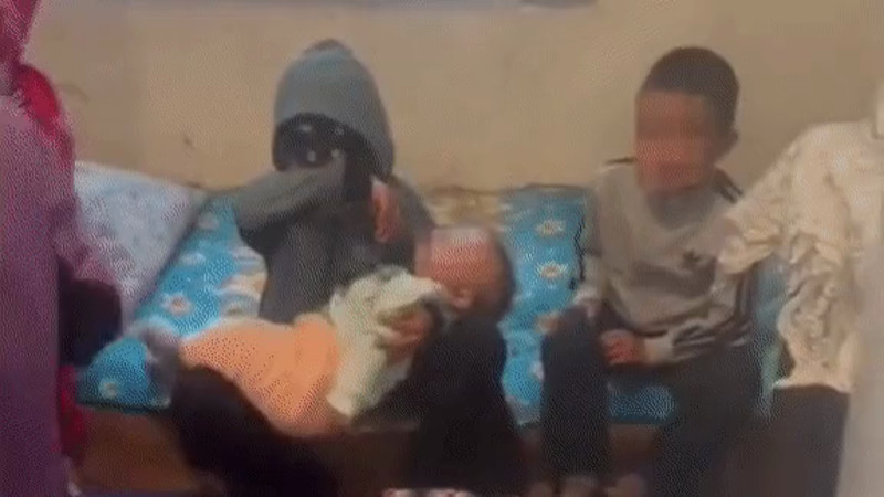 Кадры из видео