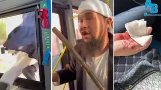 В Актобе мужчина ударил пассажира в автобусе и сбежал через окно