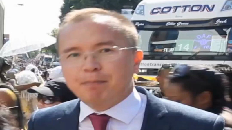 Кадры из видео