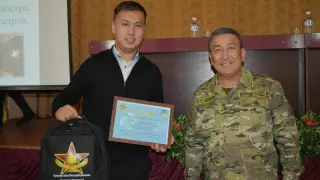 Журналистский "десант" изучил основы экстремальной журналистики на полигоне Минобороны