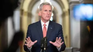 Палата представителей США впервые отправила в отставку спикера