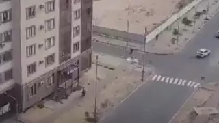 Ужас перфекциониста: "пьяный" пешеходный переход в Актау сняли на видео