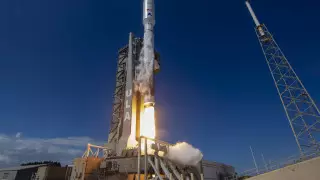 Компания Amazon запустила на орбиту два интернет-спутника