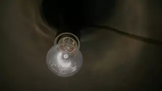 Ақмола облысындағы ауыл тұрғындары жарық пен судың үнемі өшіп қалатынына ашулы