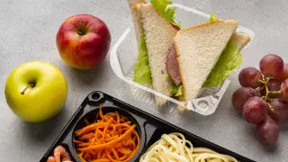 Сколько тратят на питание школьников в разных городах Казахстана