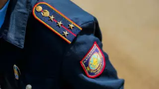 Обещал не объявлять в розыск. Капитану полиции вынесли приговор в Астане