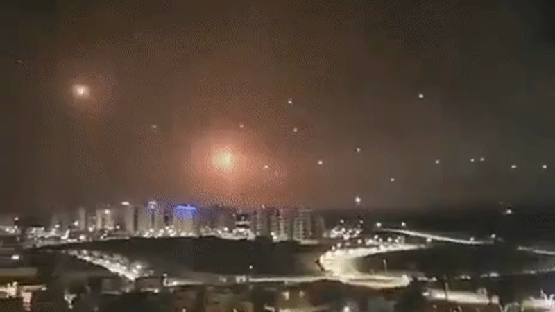 Кадры из видео