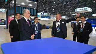 Нурлан Смагулов презентовал экосистему Mycar.kz на форуме Digital Bridge-2023