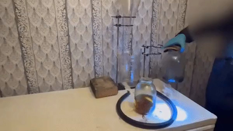 Кадры из видео