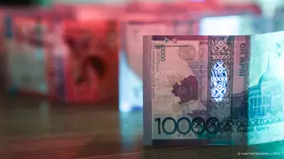 Семизначные вознаграждения получили топ-менеджеры Фонда медстрахования