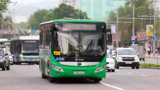 С важным объявлением к водителям обратился автопарк Алматы