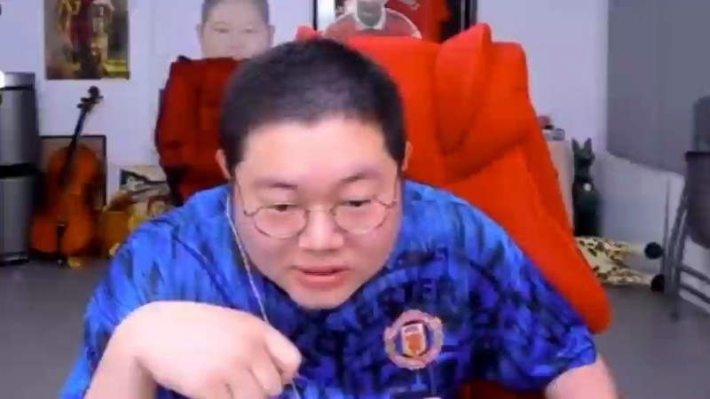 Кадр из видео