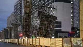 В CTS объяснили инцидент с накренившейся опорой LRT в Астане