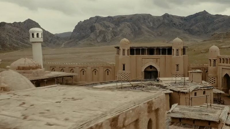 Кадры из видео