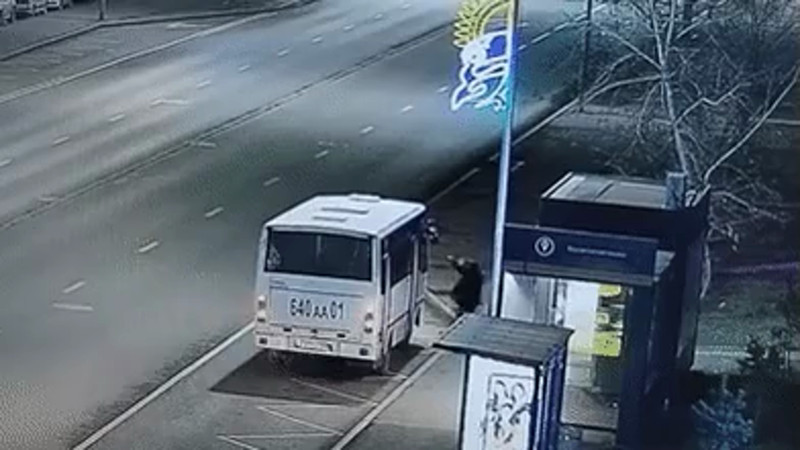 Кадры из видео